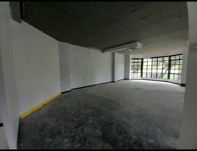 246M² OFFICE TO LET IN BRYANSTON